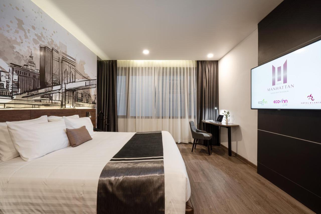 Manhattan Hotel Bangkok Exterior photo