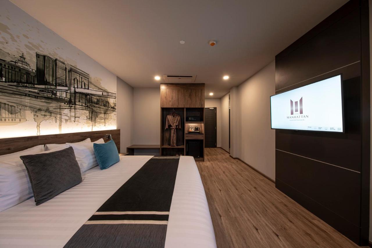 Manhattan Hotel Bangkok Exterior photo